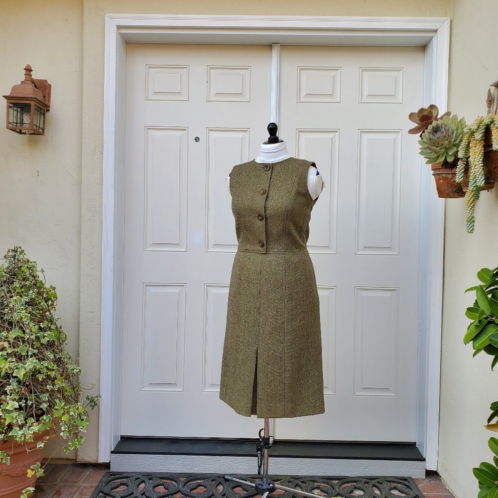 Oscar de la Renta Wool Sleeveless Princess Dress, Medium Green, Size 12